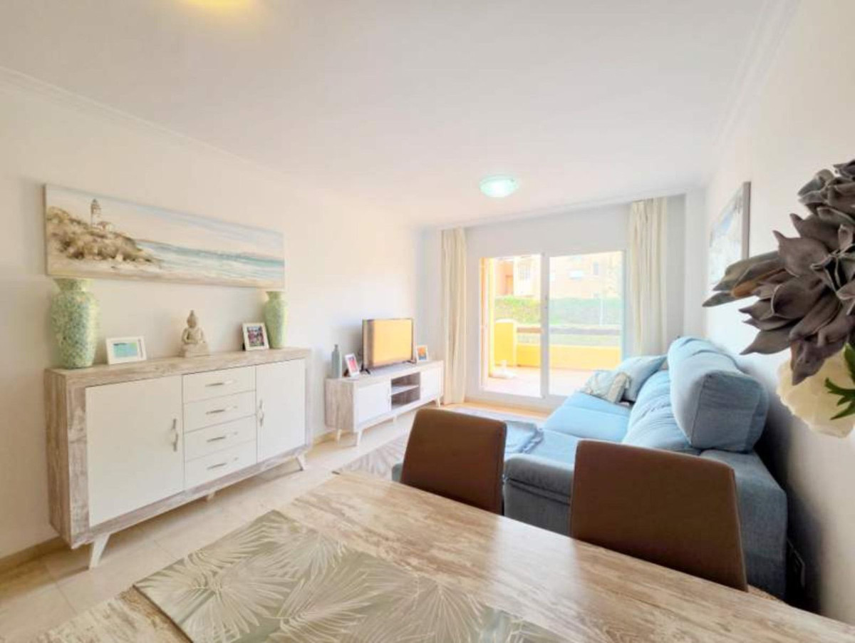 Se vende Apartamento Planta Baja de 2 dormitorios en Costa Del Sol, Málaga, España