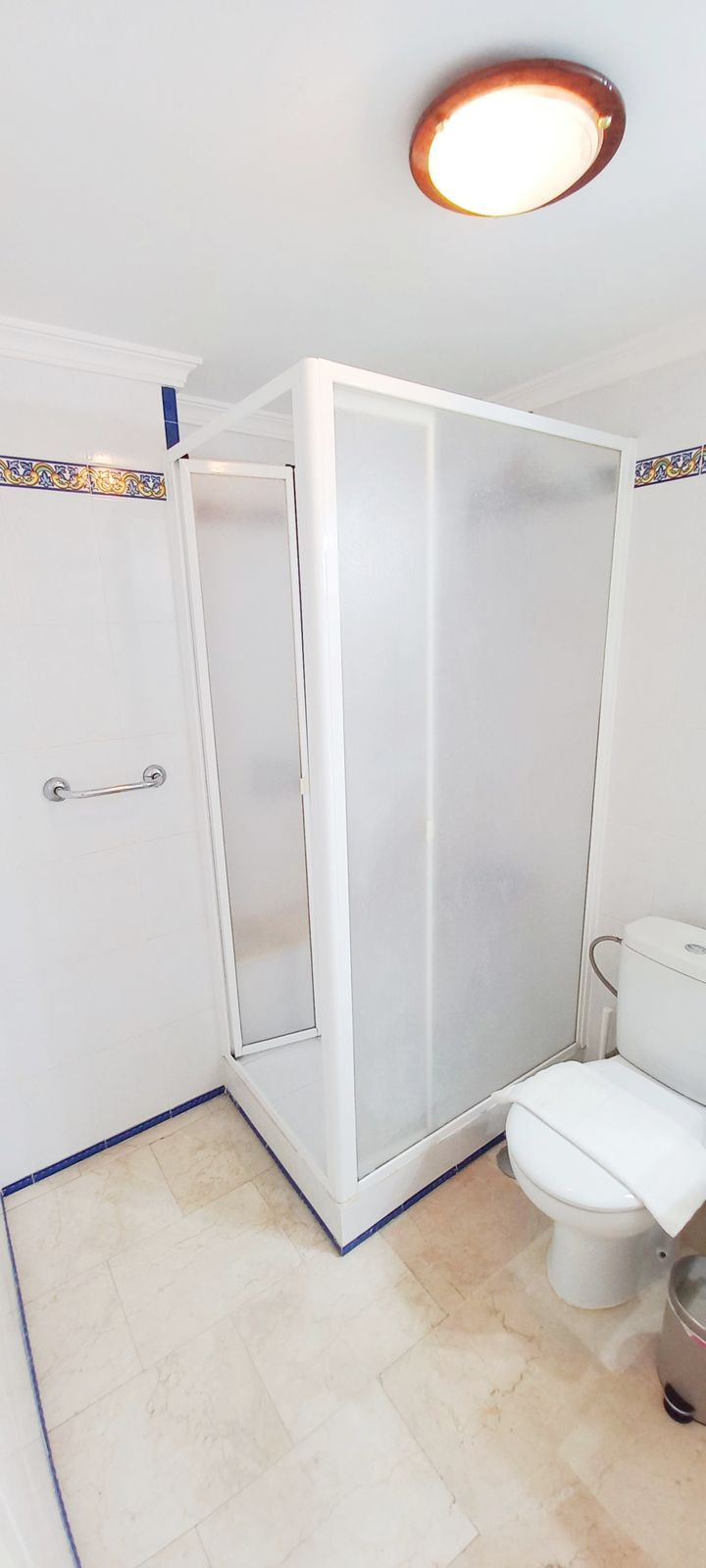 Se vende Apartamento Planta Media de 3 dormitorios en Costa Del Sol, Málaga, España