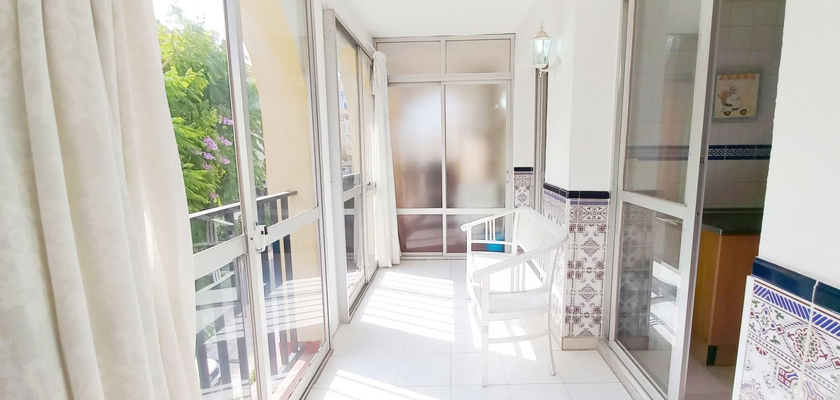 Se vende Apartamento Planta Media de 3 dormitorios en Costa Del Sol, Málaga, España