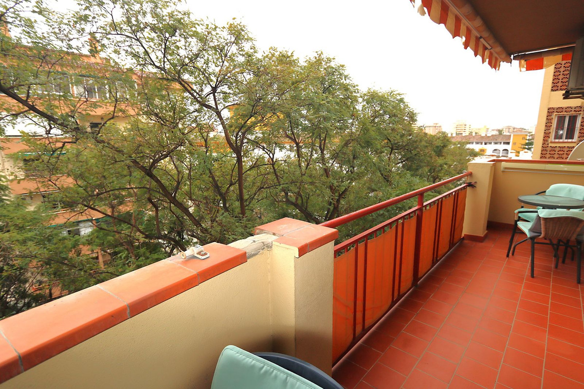 Se vende Apartamento en Planta Última de 3 dormitorios en Costa Del Sol, Málaga, España