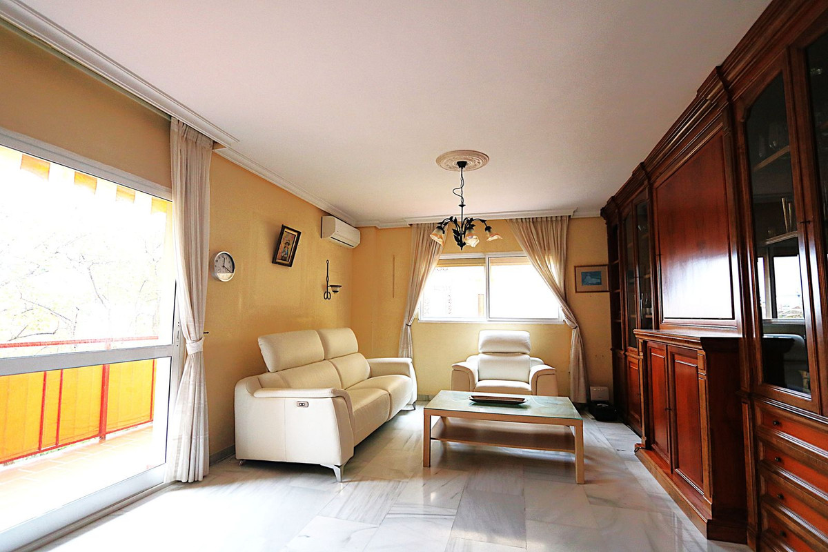 Se vende Apartamento en Planta Última de 3 dormitorios en Costa Del Sol, Málaga, España