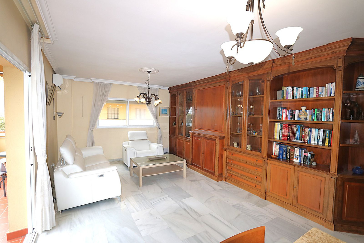 Se vende Apartamento en Planta Última de 3 dormitorios en Costa Del Sol, Málaga, España