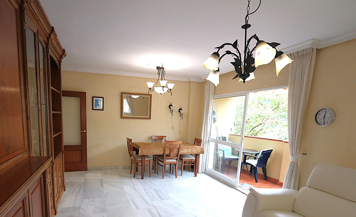 Se vende Apartamento en Planta Última de 3 dormitorios en Costa Del Sol, Málaga, España