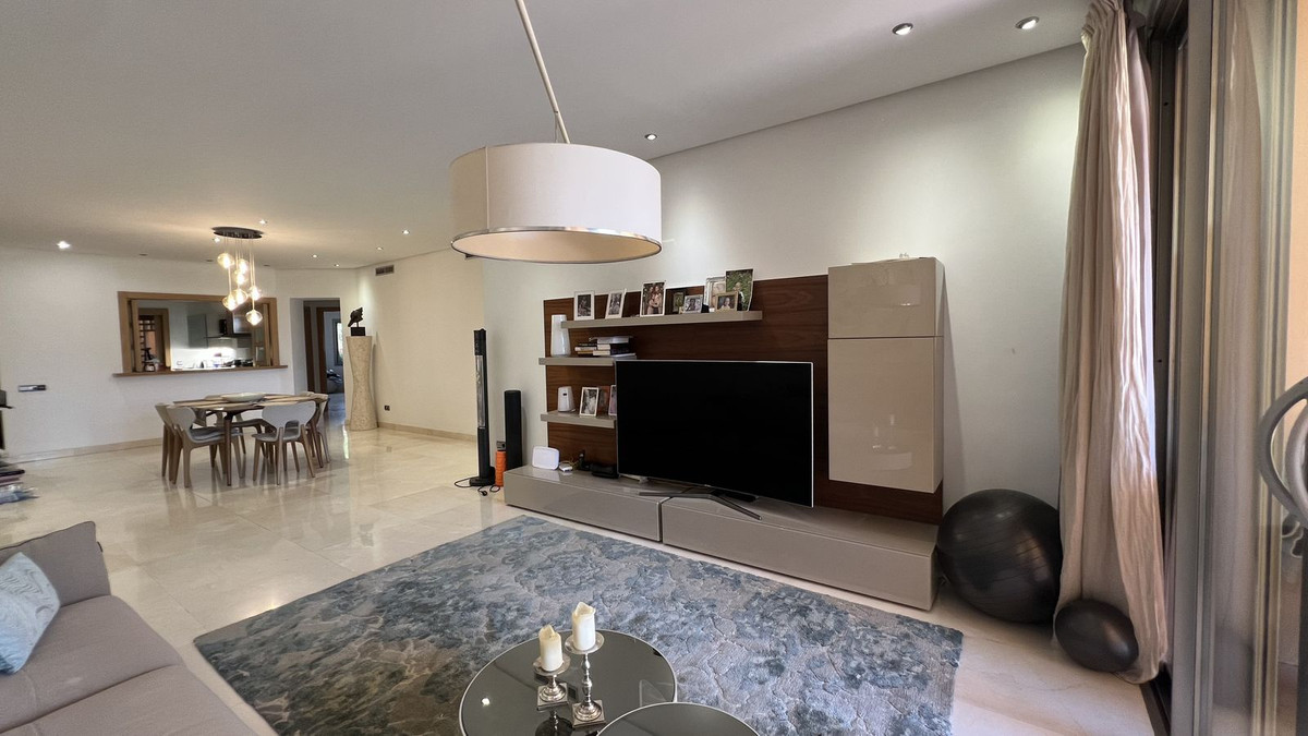 Se vende Apartamento Planta Baja de 3 dormitorios en Costa Del Sol, Málaga, España