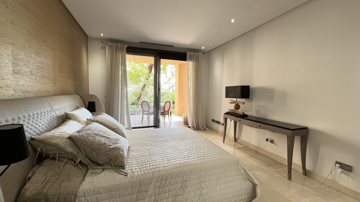 Se vende Apartamento Planta Baja de 3 dormitorios en Costa Del Sol, Málaga, España