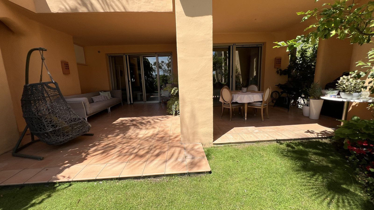 Se vende Apartamento Planta Baja de 3 dormitorios en Costa Del Sol, Málaga, España