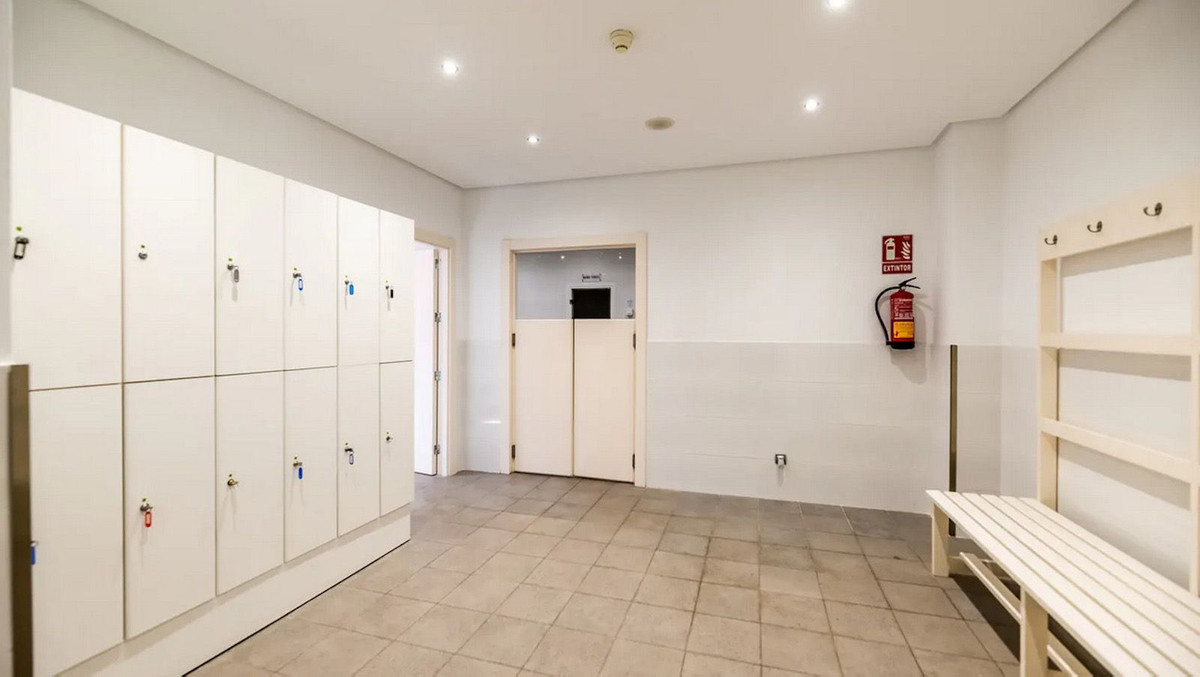 Se vende Apartamento Planta Baja de 3 dormitorios en Costa Del Sol, Málaga, España