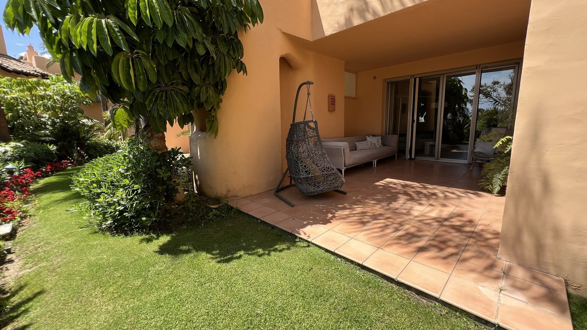 Se vende Apartamento Planta Baja de 3 dormitorios en Costa Del Sol, Málaga, España