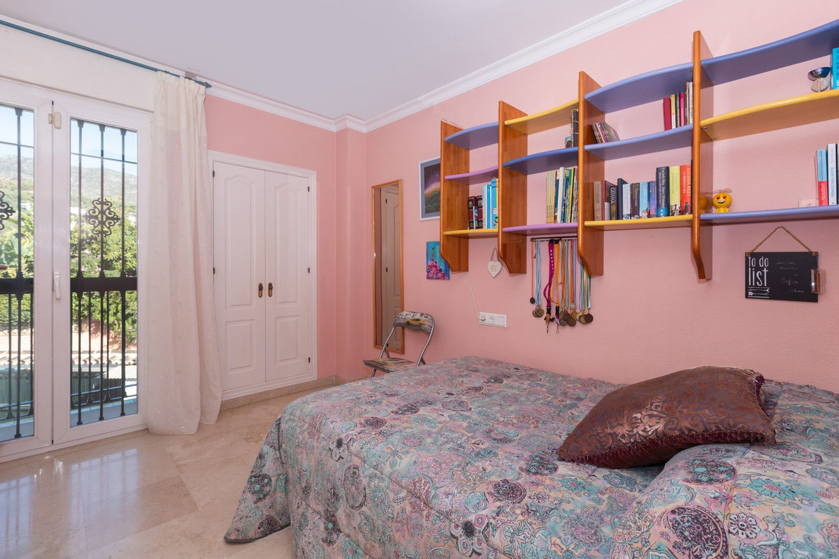 4 Bed Townhouse for sale in Marbella Costa Del Sol, Málaga, Spain
