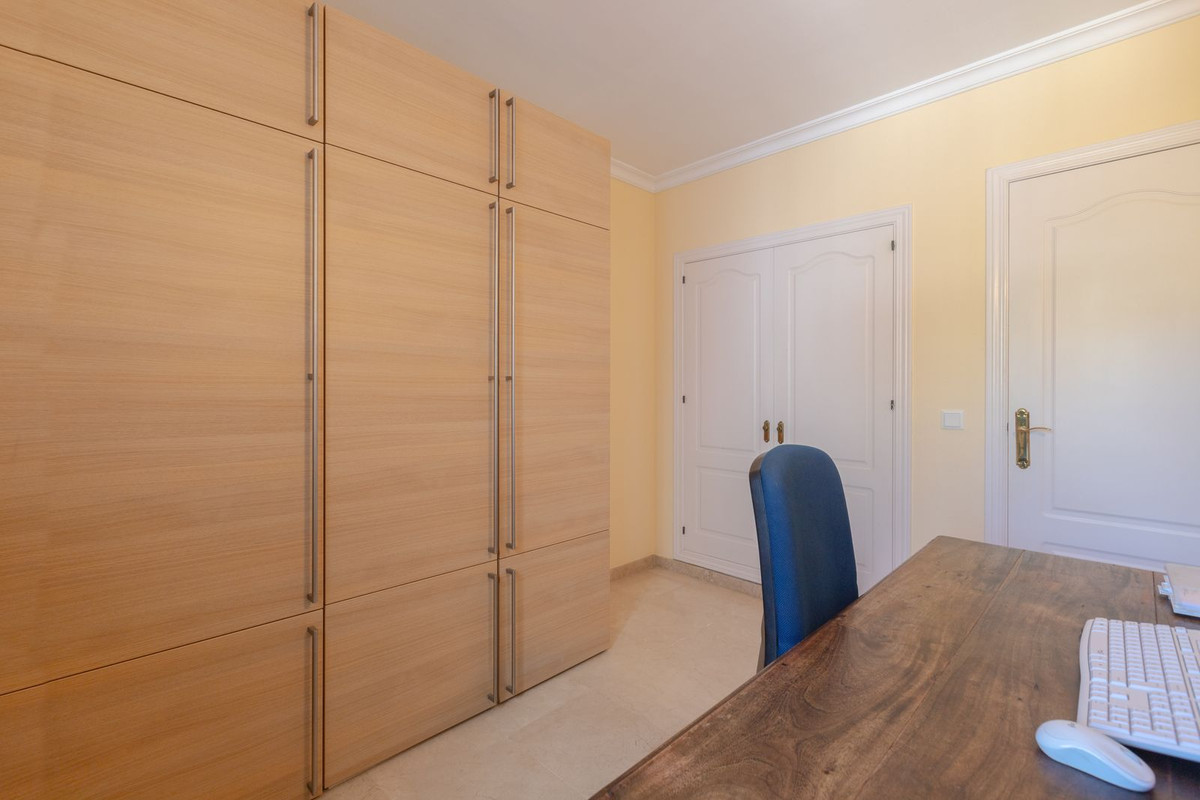 4 Bed Townhouse for sale in Marbella Costa Del Sol, Málaga, Spain