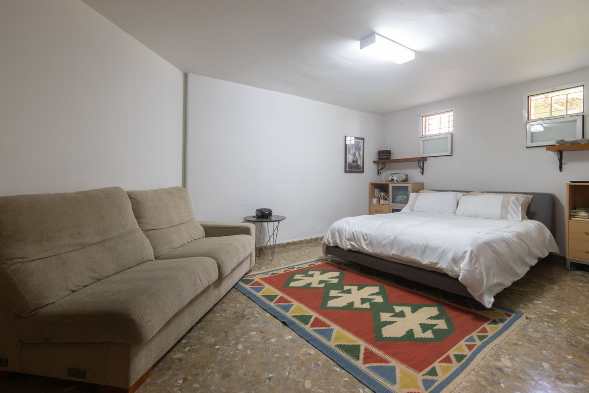4 Bed Townhouse for sale in Marbella Costa Del Sol, Málaga, Spain