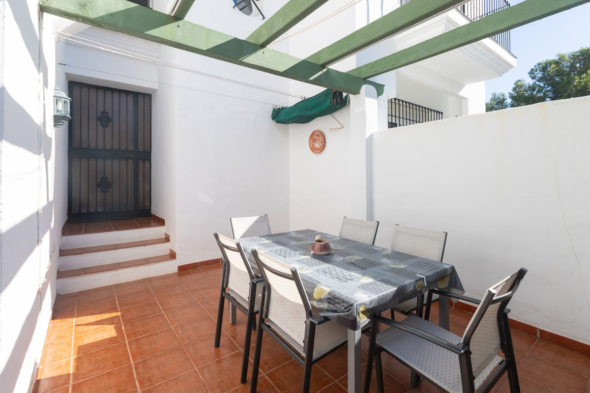 4 Bed Townhouse for sale in Marbella Costa Del Sol, Málaga, Spain
