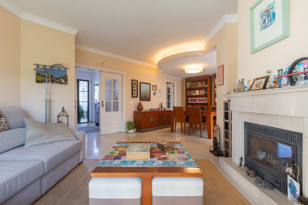 4 Bed Townhouse for sale in Marbella Costa Del Sol, Málaga, Spain