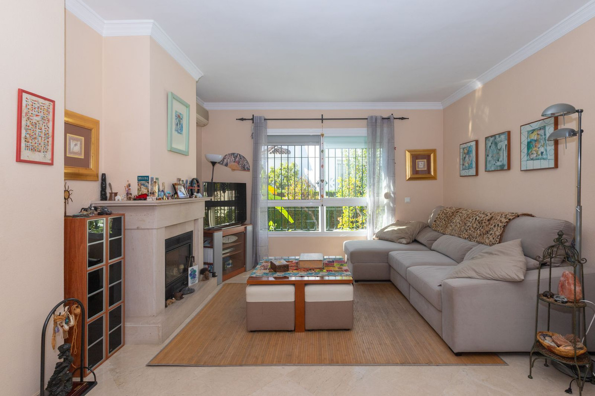 4 Bed Townhouse for sale in Marbella Costa Del Sol, Málaga, Spain
