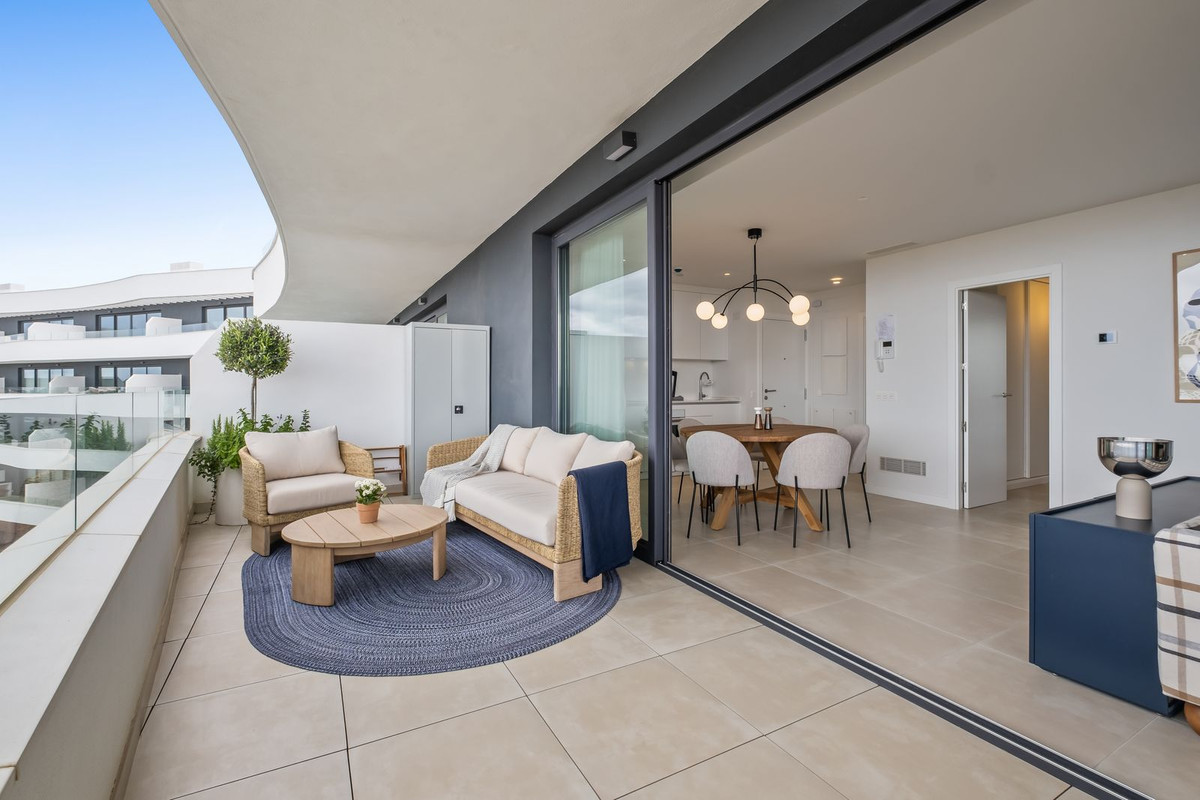 Se vende Apartamento Planta Media de 2 dormitorios en Costa Del Sol, Málaga, España