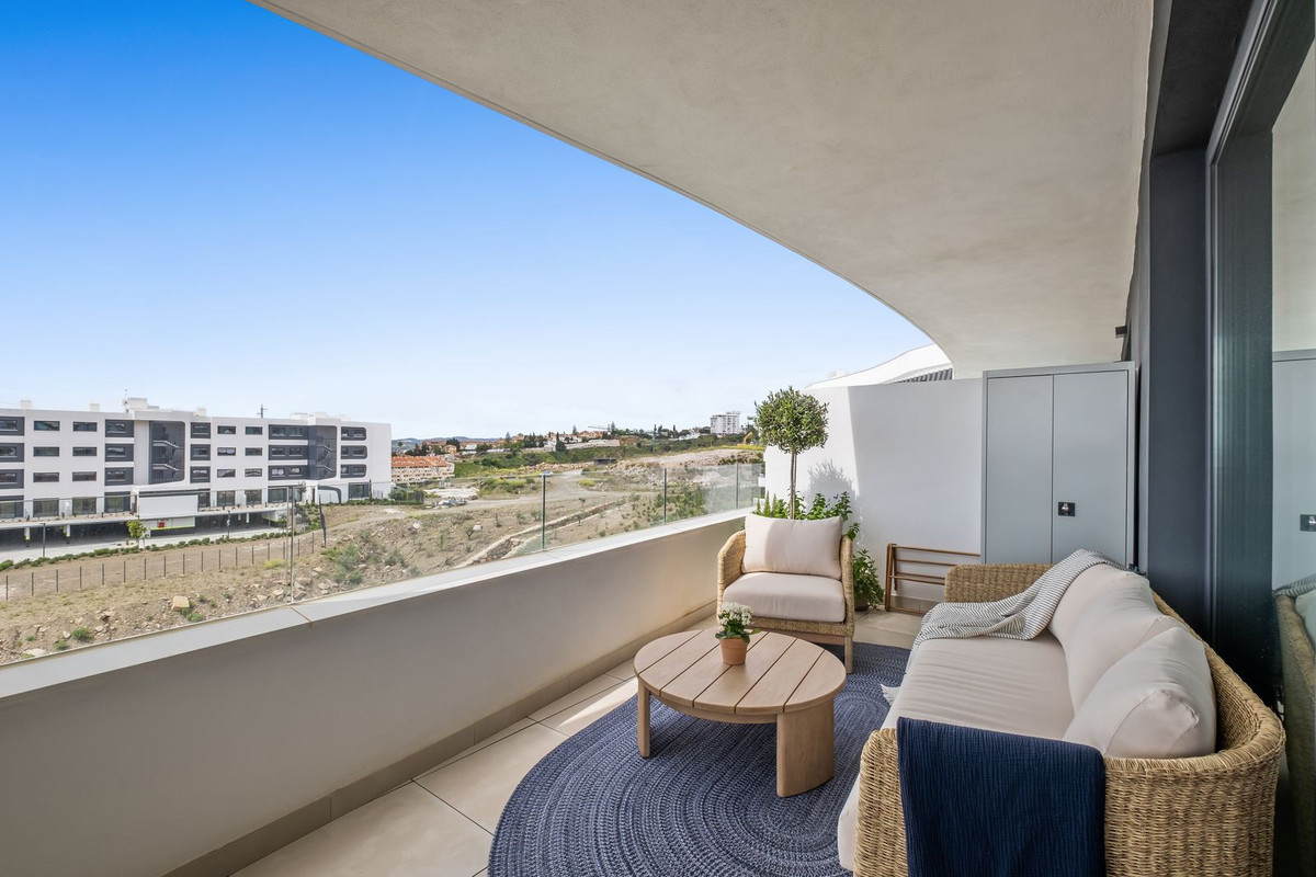 Se vende Apartamento Planta Media de 2 dormitorios en Costa Del Sol, Málaga, España