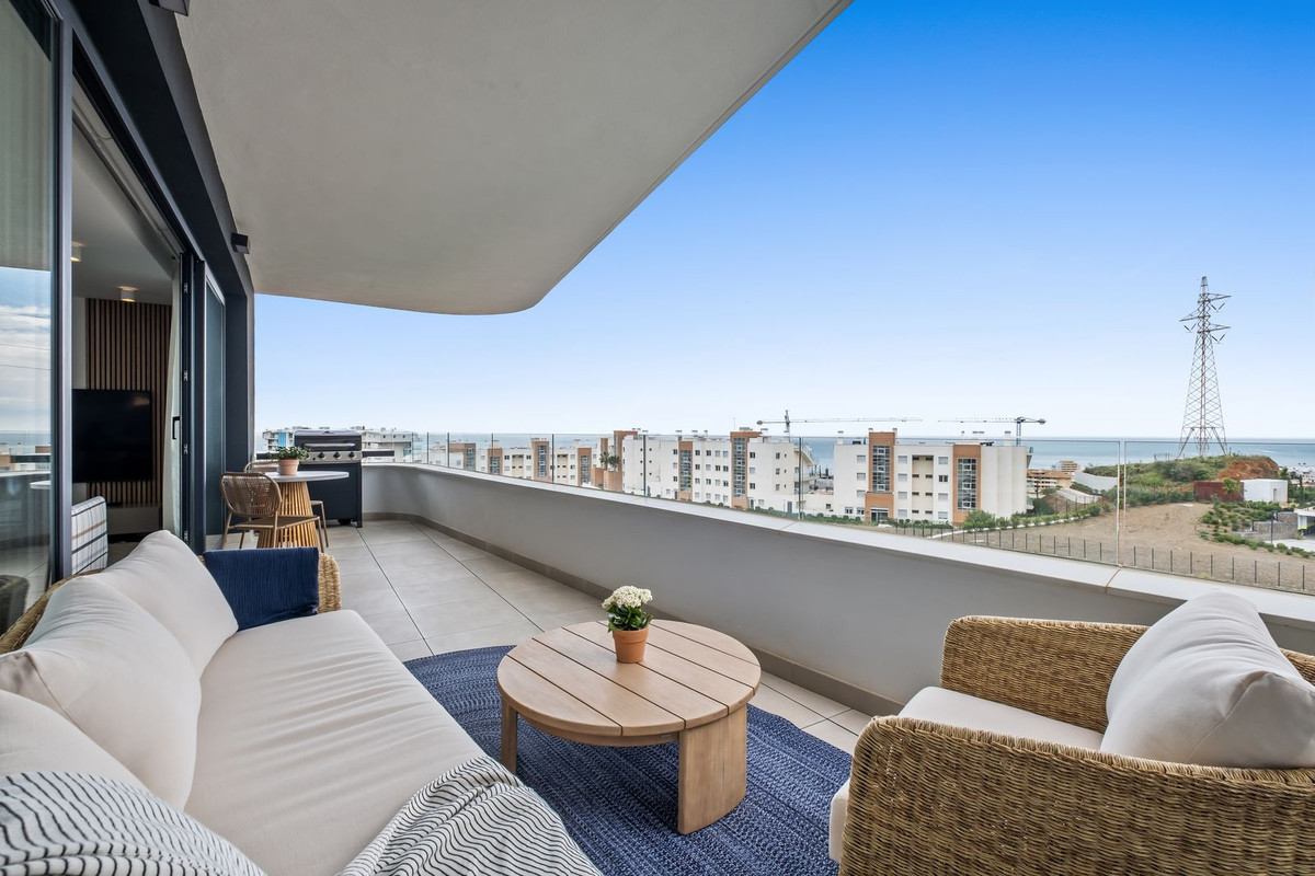 Se vende Apartamento Planta Media de 2 dormitorios en Costa Del Sol, Málaga, España