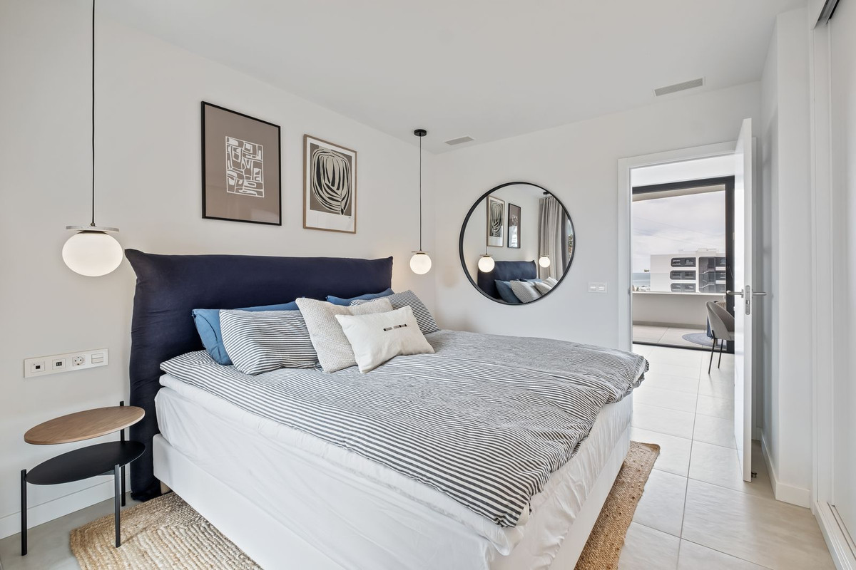 Se vende Apartamento Planta Media de 2 dormitorios en Costa Del Sol, Málaga, España
