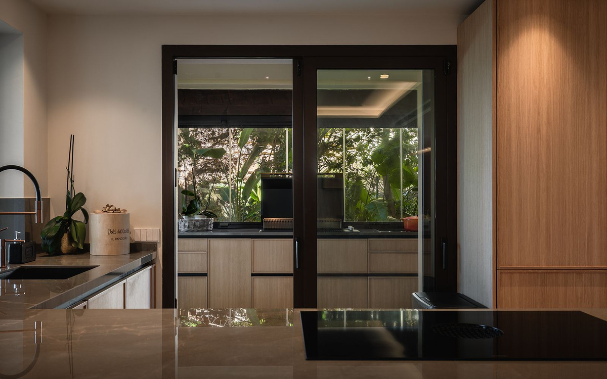 Se vende Apartamento Planta Baja de 4 dormitorios en Costa Del Sol, Málaga, España