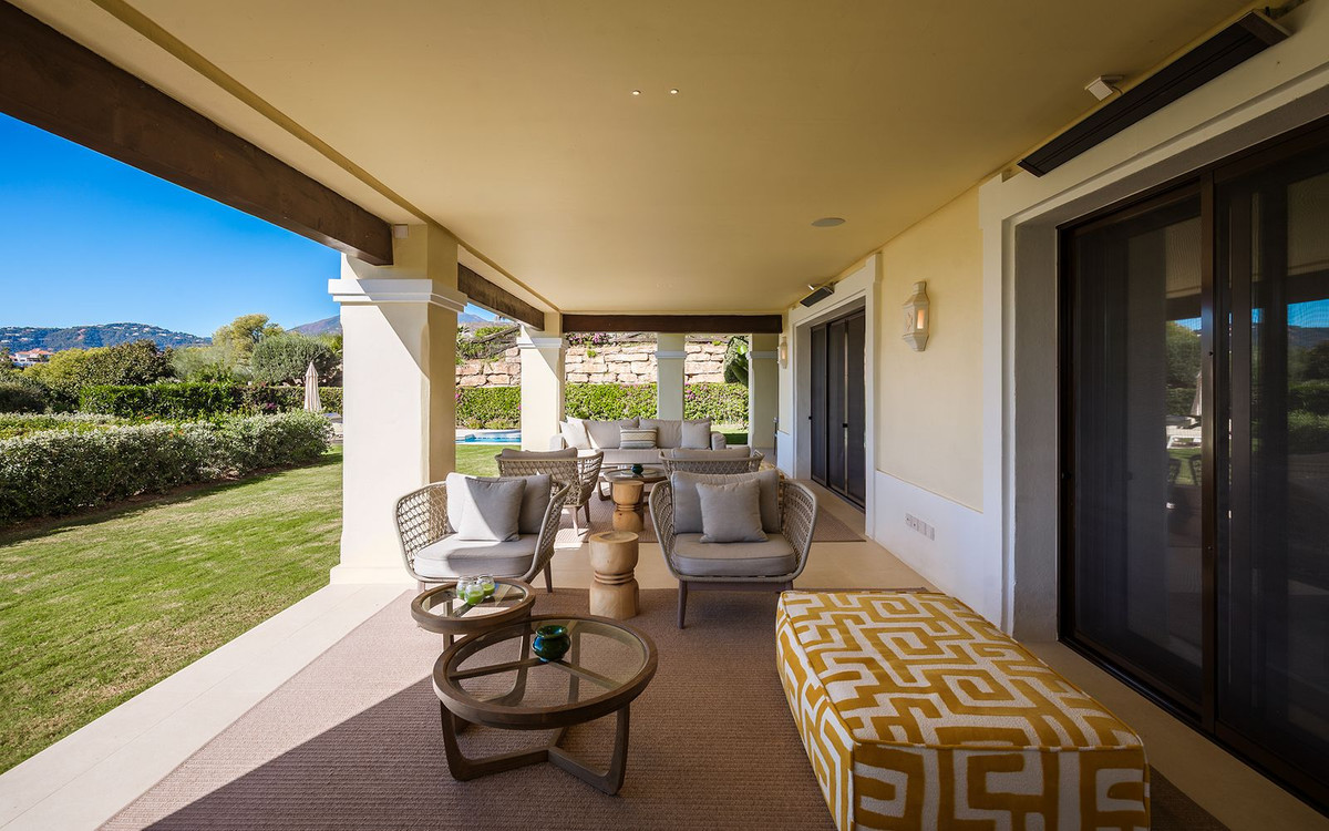 Se vende Apartamento Planta Baja de 4 dormitorios en Costa Del Sol, Málaga, España