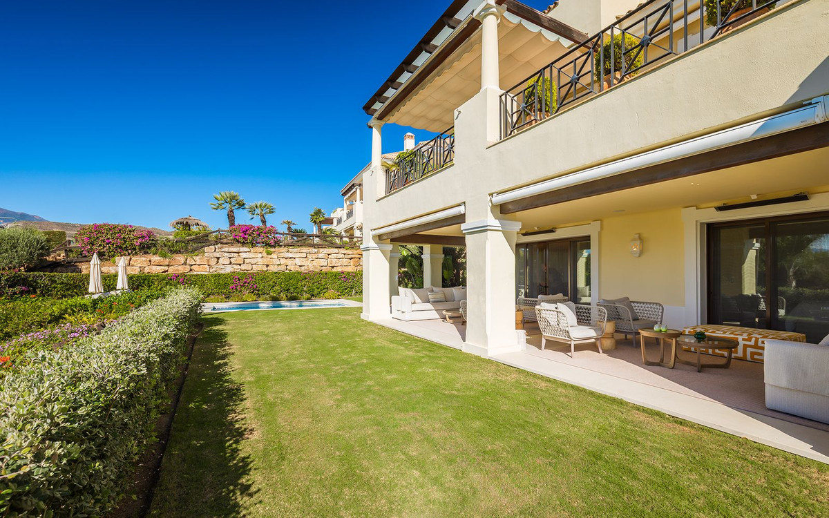 Se vende Apartamento Planta Baja de 4 dormitorios en Costa Del Sol, Málaga, España