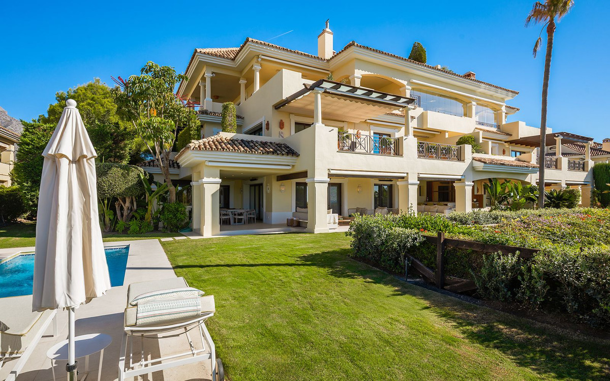 Se vende Apartamento Planta Baja de 4 dormitorios en Costa Del Sol, Málaga, España