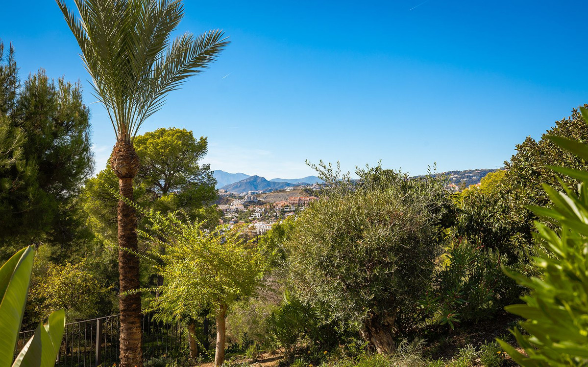 Se vende Apartamento Planta Baja de 4 dormitorios en Costa Del Sol, Málaga, España
