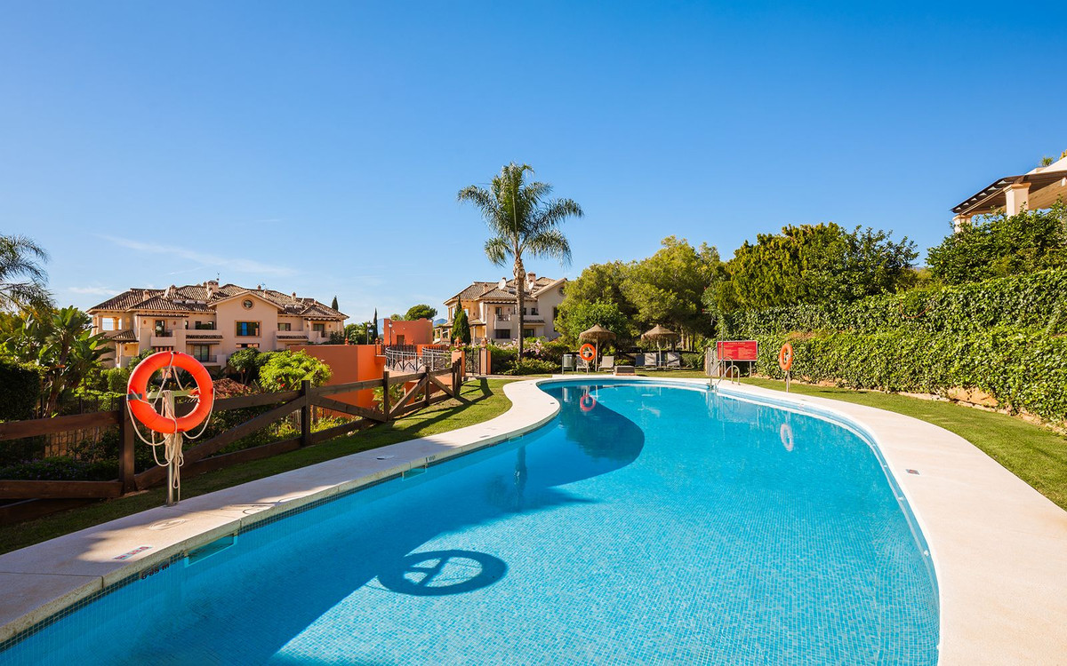 Se vende Apartamento Planta Baja de 4 dormitorios en Costa Del Sol, Málaga, España