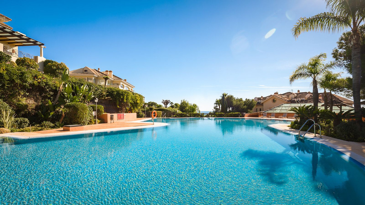 Se vende Apartamento Planta Baja de 4 dormitorios en Costa Del Sol, Málaga, España