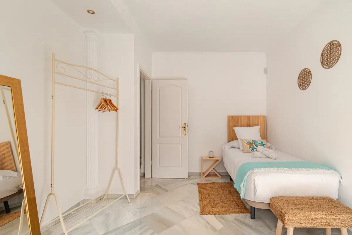 4 Bed Townhouse for sale in Nagüeles Costa Del Sol, Málaga, Spain