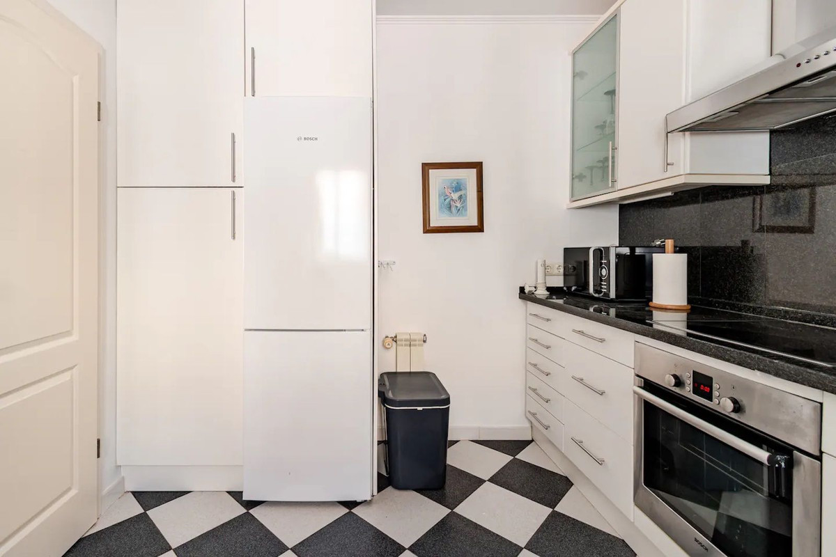4 Bed Townhouse for sale in Nagüeles Costa Del Sol, Málaga, Spain