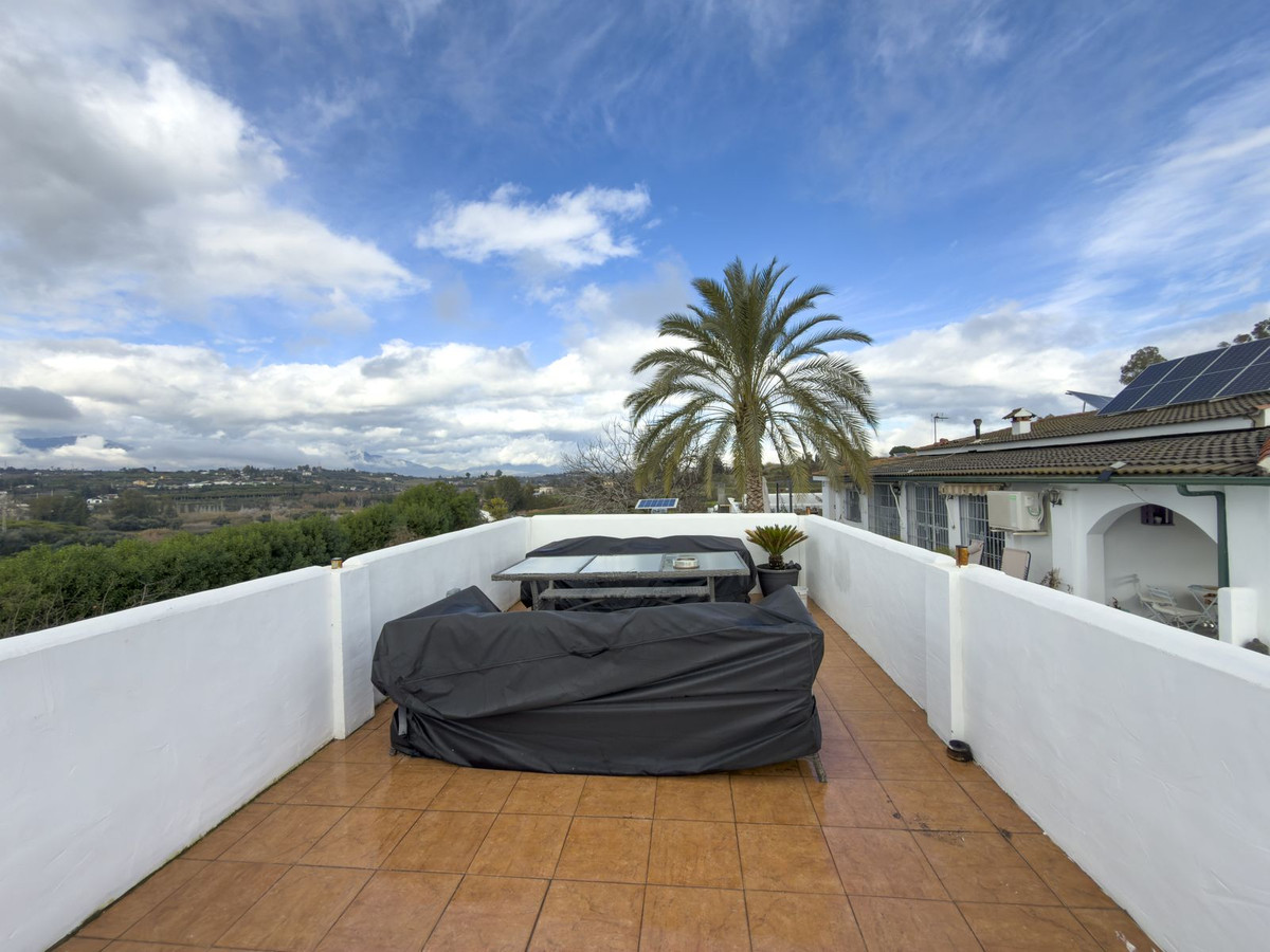 Se vende Finca - Cortijo de 3 dormitorios en Costa Del Sol, Málaga, España