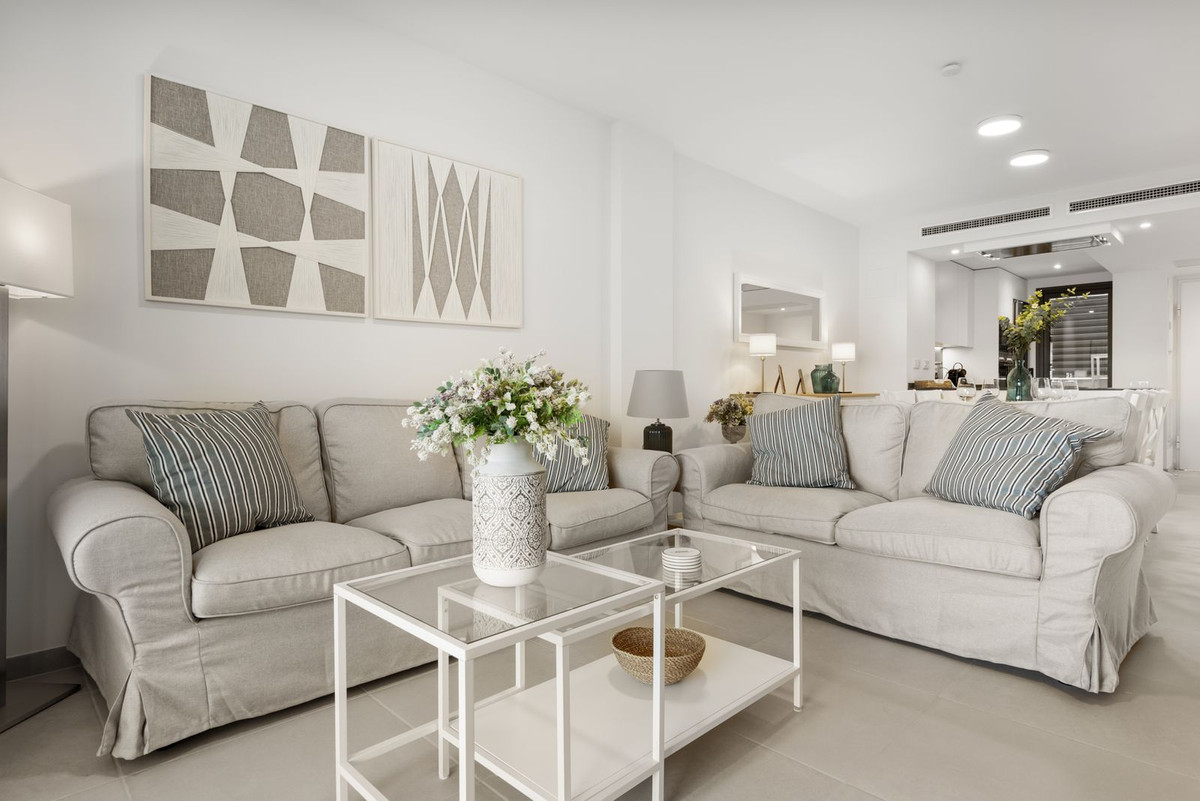 3 Bed Apartment for sale in Calanova Golf Costa Del Sol, Málaga, Spain
