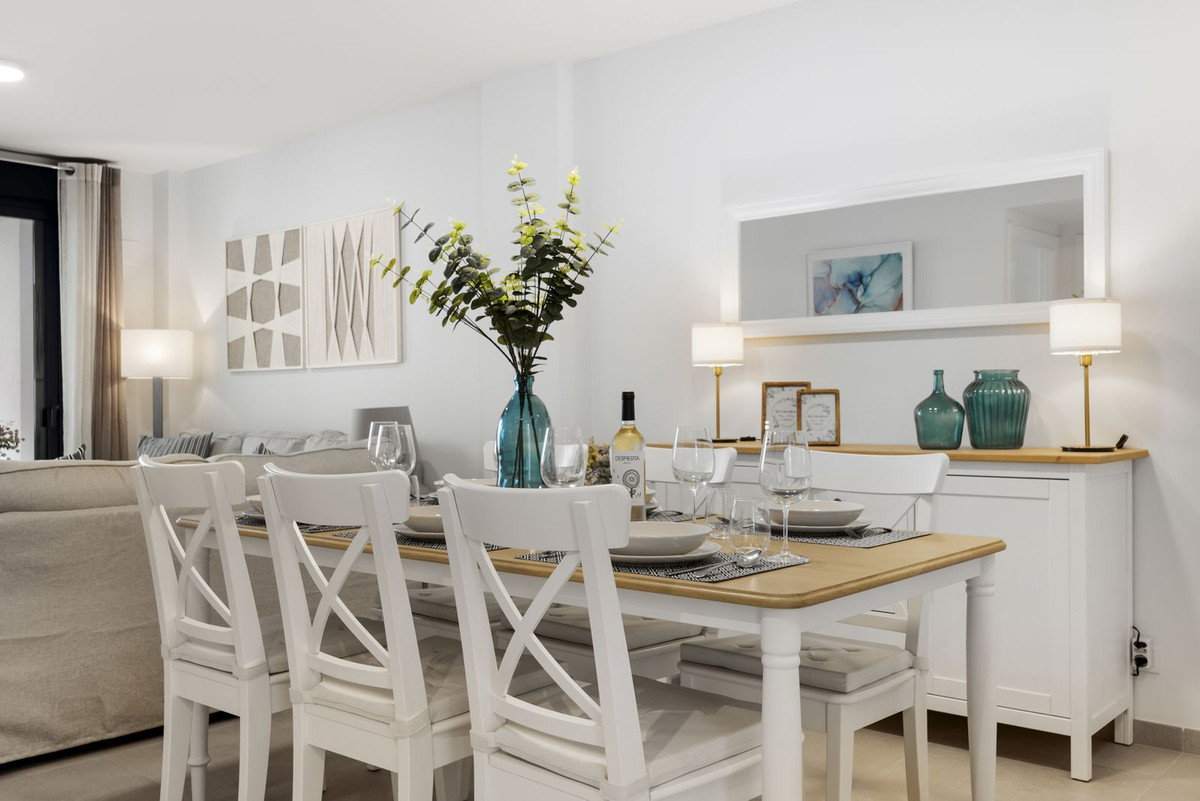 3 Bed Apartment for sale in Calanova Golf Costa Del Sol, Málaga, Spain