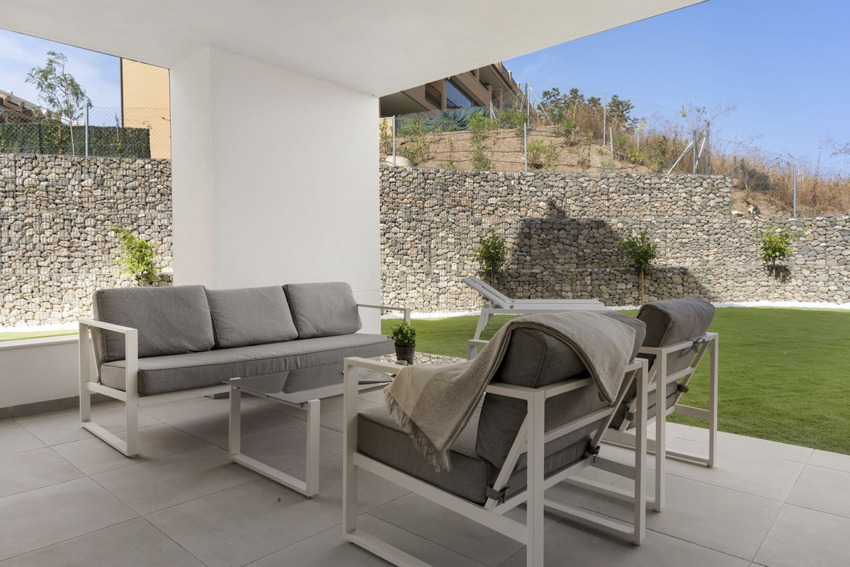 3 Bed Apartment for sale in Calanova Golf Costa Del Sol, Málaga, Spain