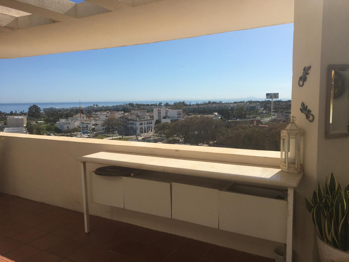 3 Bed Apartment for sale in San Pedro De Alcántara Costa Del Sol, Málaga, Spain