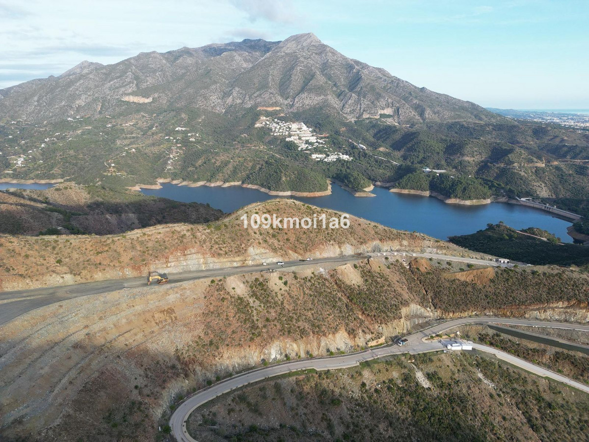 Se vende Terreno Urbano  en Costa Del Sol, Málaga, España