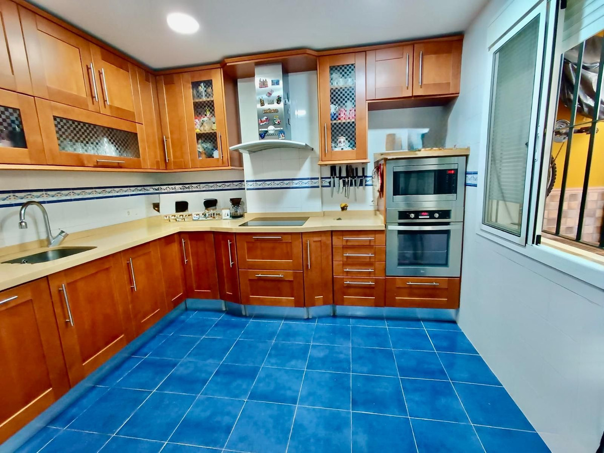 4 Bed Townhouse for sale in Alhaurín De La Torre Costa Del Sol, Málaga, Spain