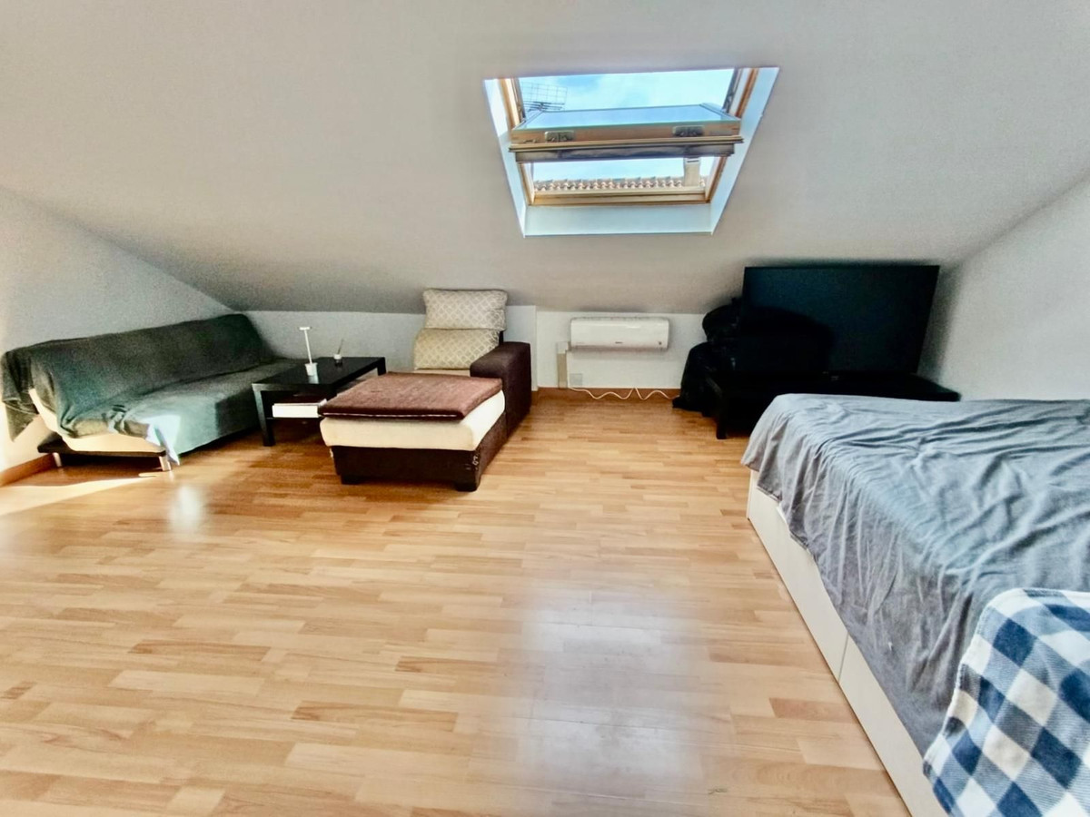 4 Bed Townhouse for sale in Alhaurín De La Torre Costa Del Sol, Málaga, Spain