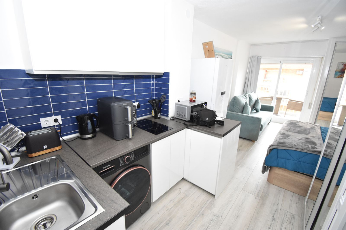 Se vende Estudio Planta Media  en Costa Del Sol, Málaga, España