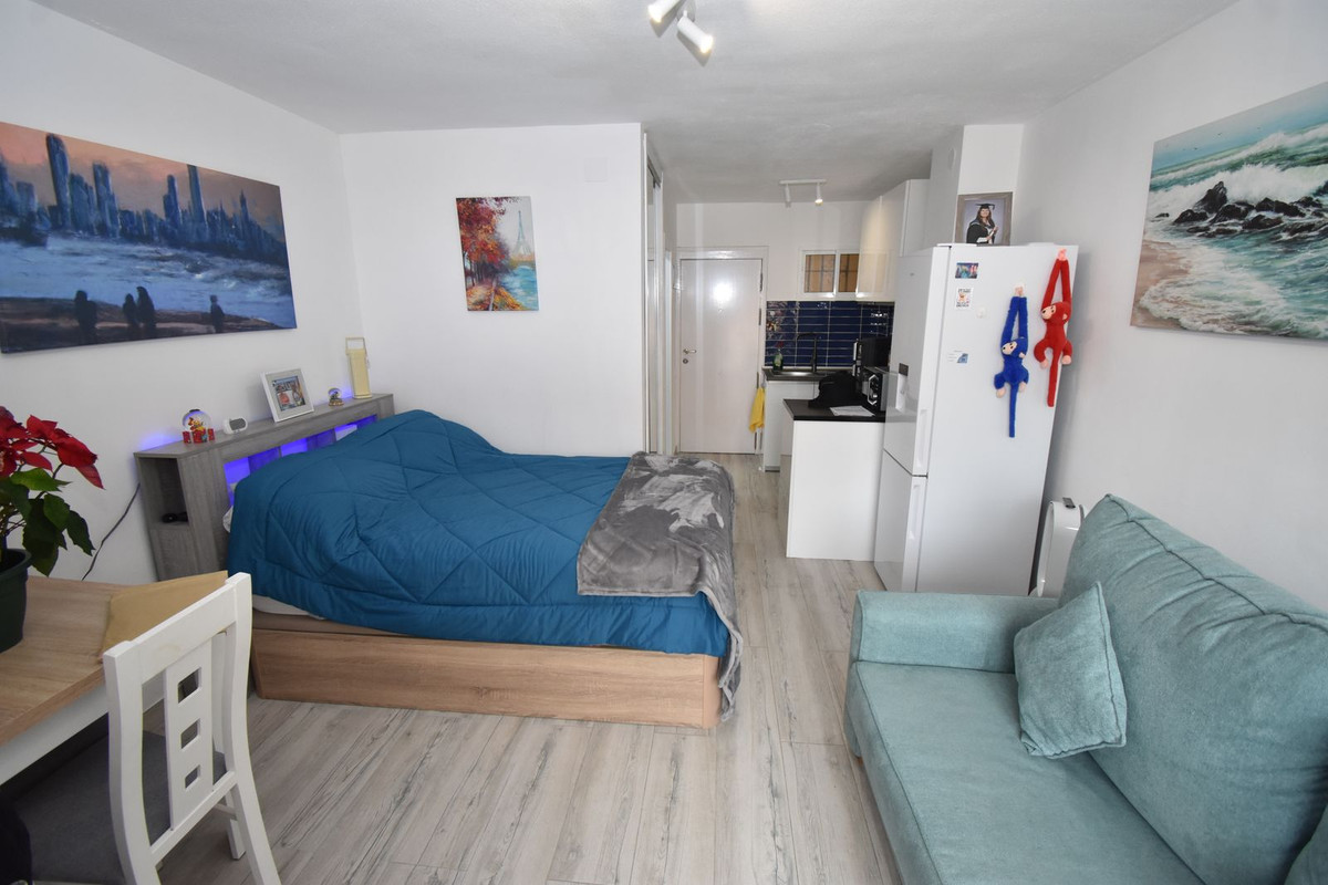 Se vende Estudio Planta Media  en Costa Del Sol, Málaga, España