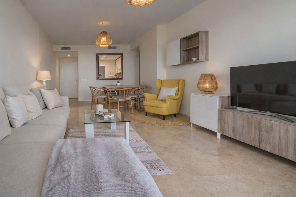 Se vende Apartamento Planta Baja de 2 dormitorios en Costa Del Sol, Cadiz, España