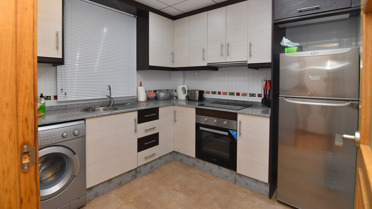 3 Bed Townhouse for sale in Guardamar Del Segura Costa Blanca, Alicante, Spain