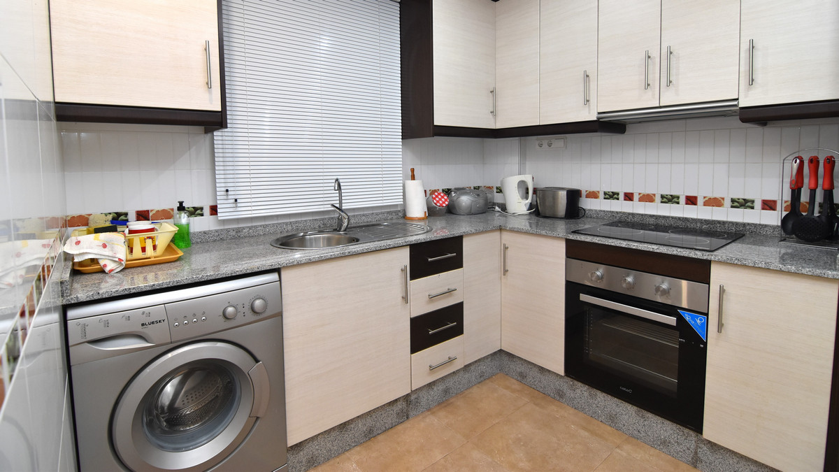 3 Bed Townhouse for sale in Guardamar Del Segura Costa Blanca, Alicante, Spain