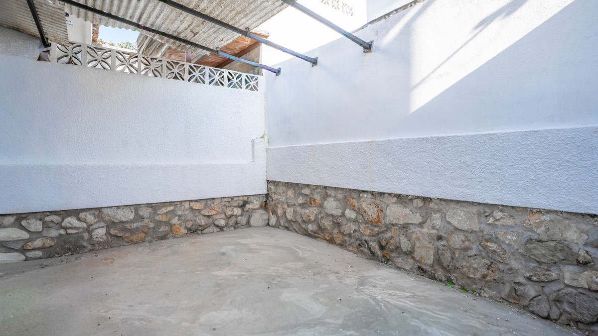Se vende Finca - Cortijo de 2 dormitorios en Costa Del Sol, Málaga, España