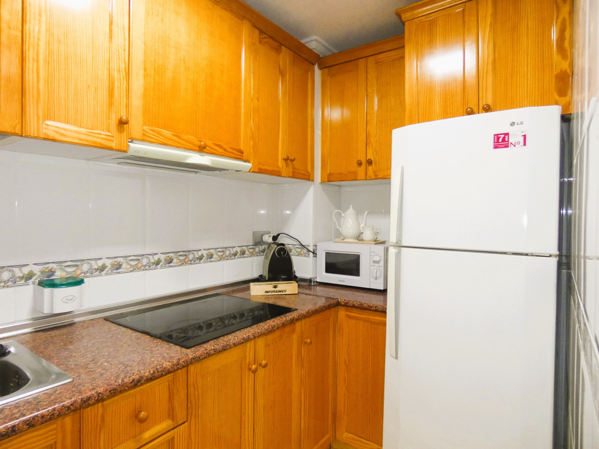 Se vende Apartamento Planta Media de 2 dormitorios en Costa Blanca, Alicante, España