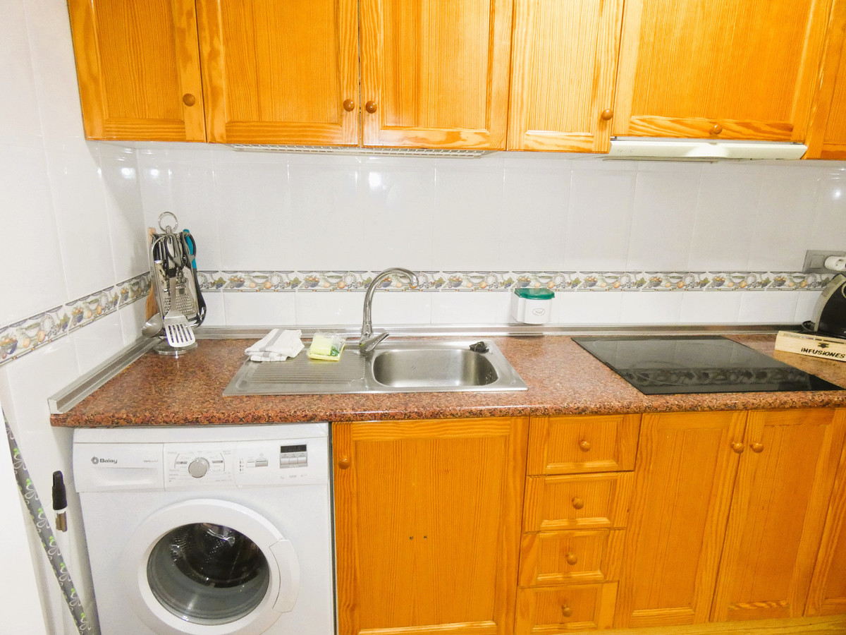 Se vende Apartamento Planta Media de 2 dormitorios en Costa Blanca, Alicante, España