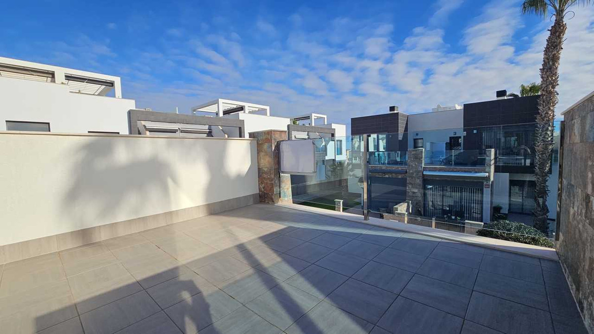3 Bed Townhouse for sale in Cabo Roig Costa Blanca, Alicante, Spain