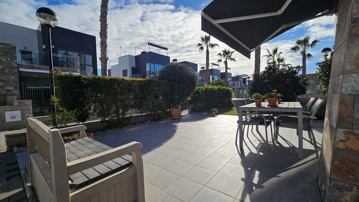 3 Bed Townhouse for sale in Cabo Roig Costa Blanca, Alicante, Spain