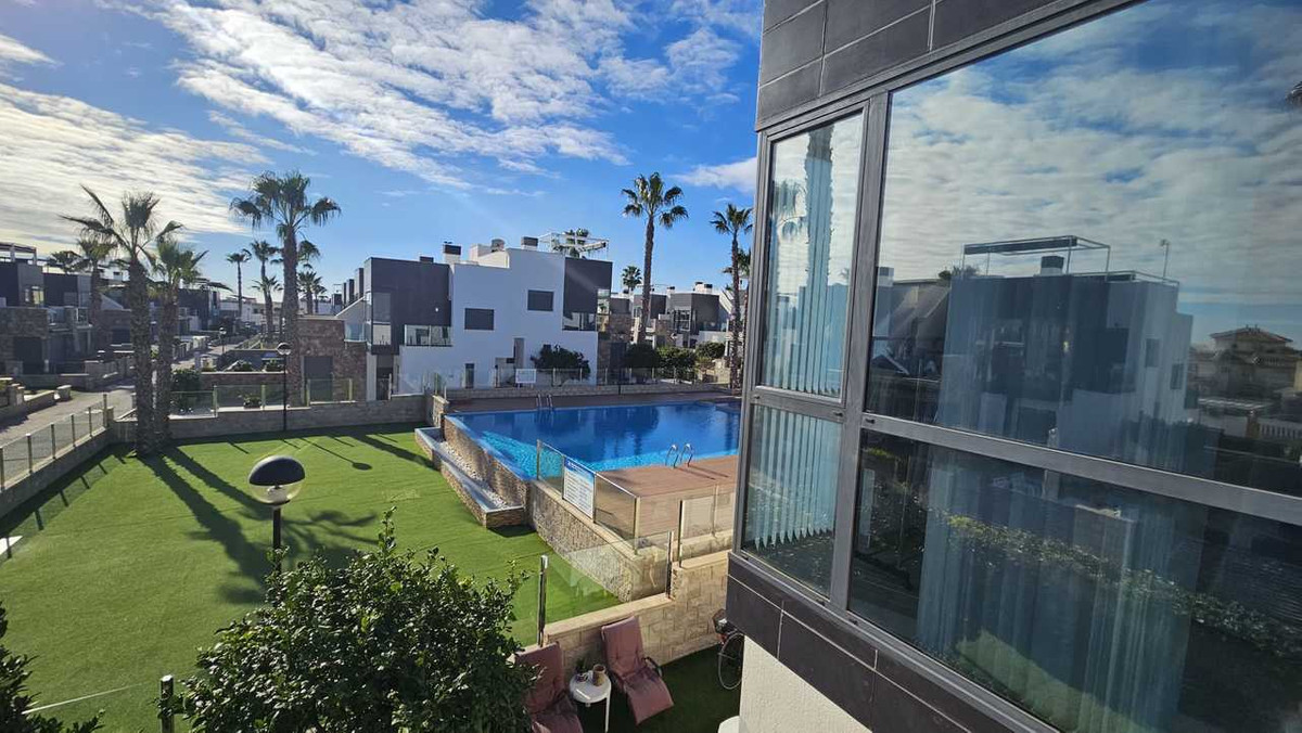 3 Bed Townhouse for sale in Cabo Roig Costa Blanca, Alicante, Spain